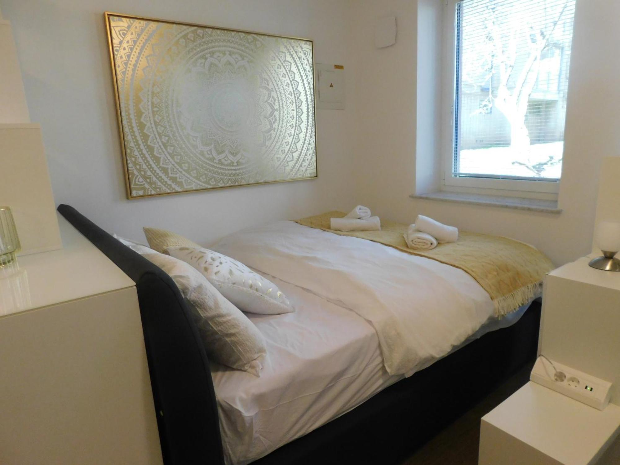 Modern Center Studio Under The Castle - Free Parking Apartment Любляна Екстериор снимка