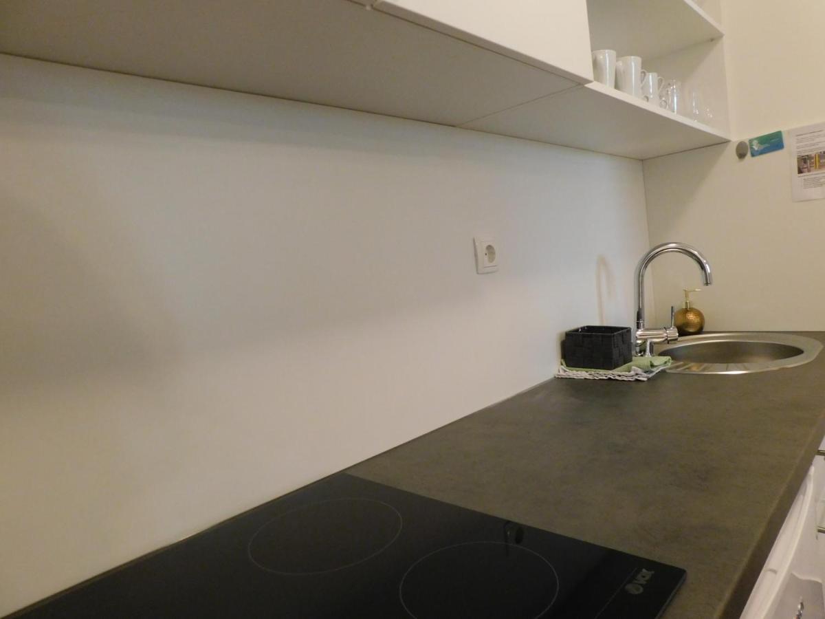 Modern Center Studio Under The Castle - Free Parking Apartment Любляна Екстериор снимка